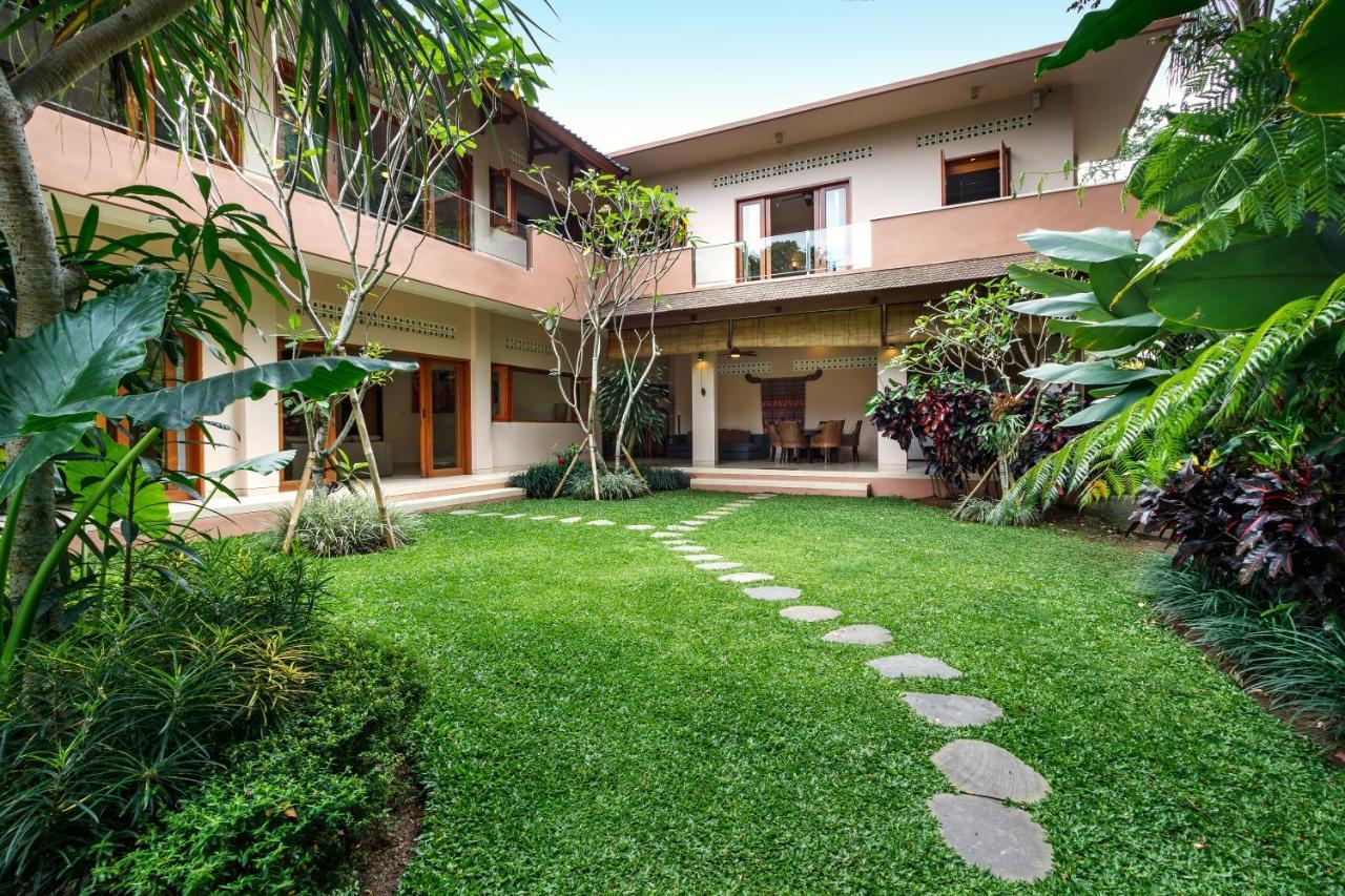 Villa Kembar Ubud Exteriör bild