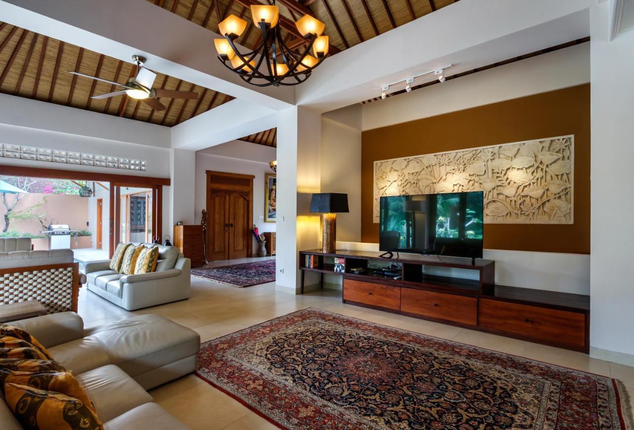 Villa Kembar Ubud Exteriör bild