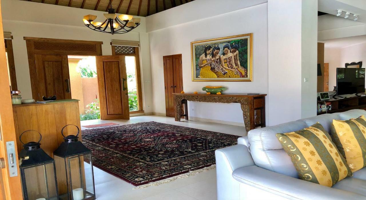 Villa Kembar Ubud Exteriör bild