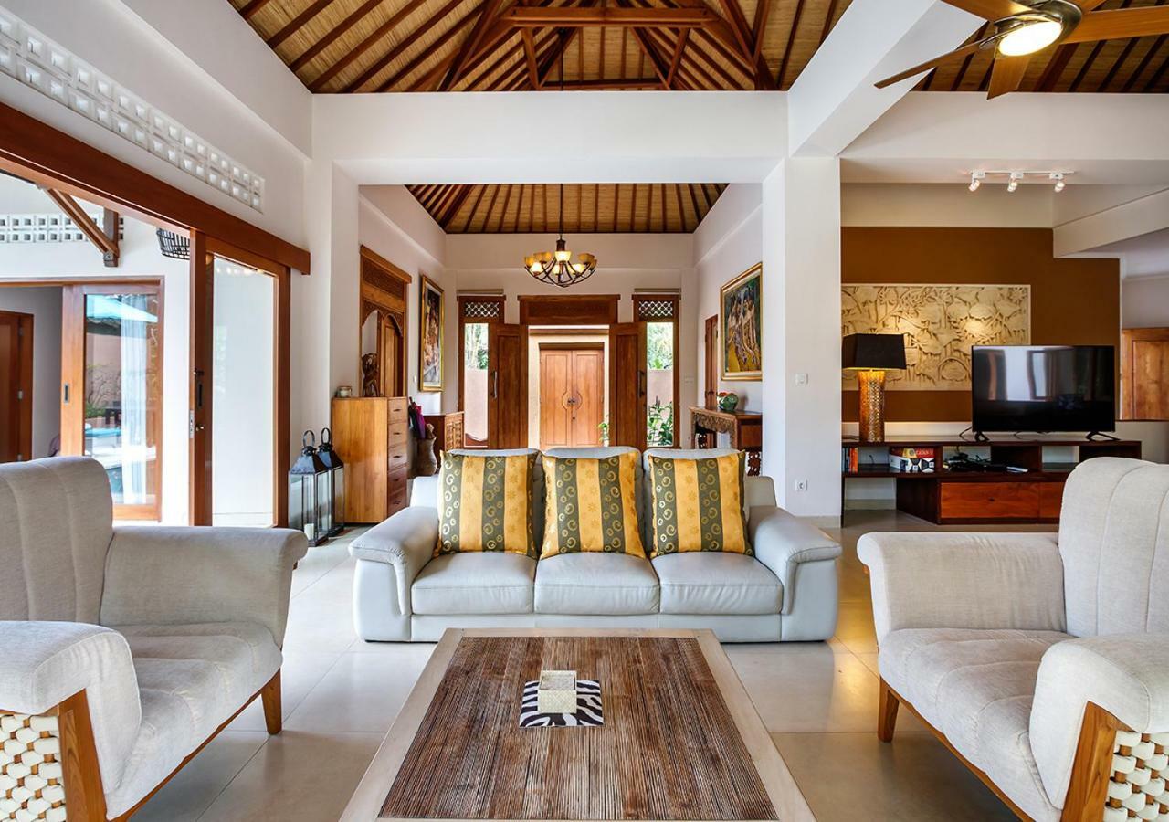 Villa Kembar Ubud Exteriör bild