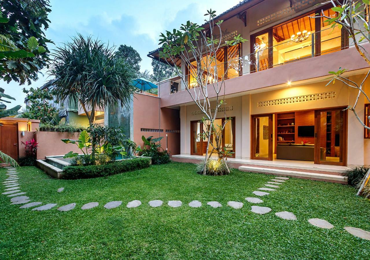 Villa Kembar Ubud Exteriör bild